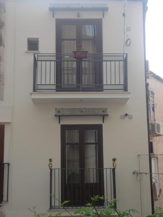 Sicilia Bedda House Apartment Чефалу Екстериор снимка